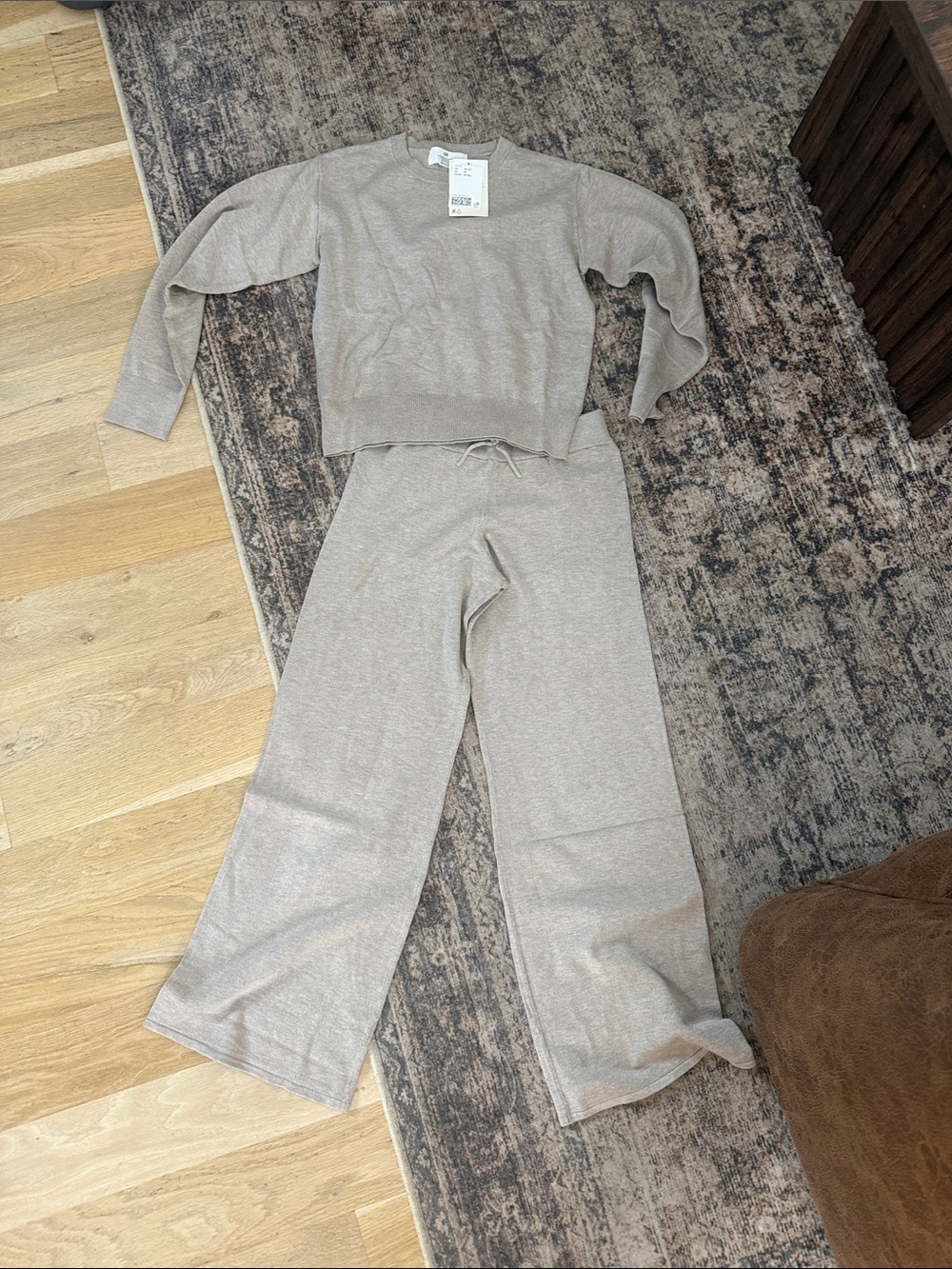 H&Medium Gray Knit Lounge Set NWT